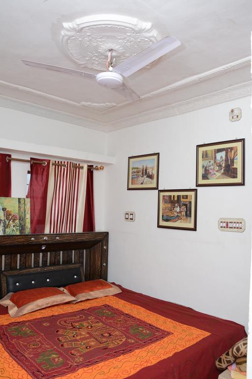 Karina Art Home Stay Bikaner Room photo